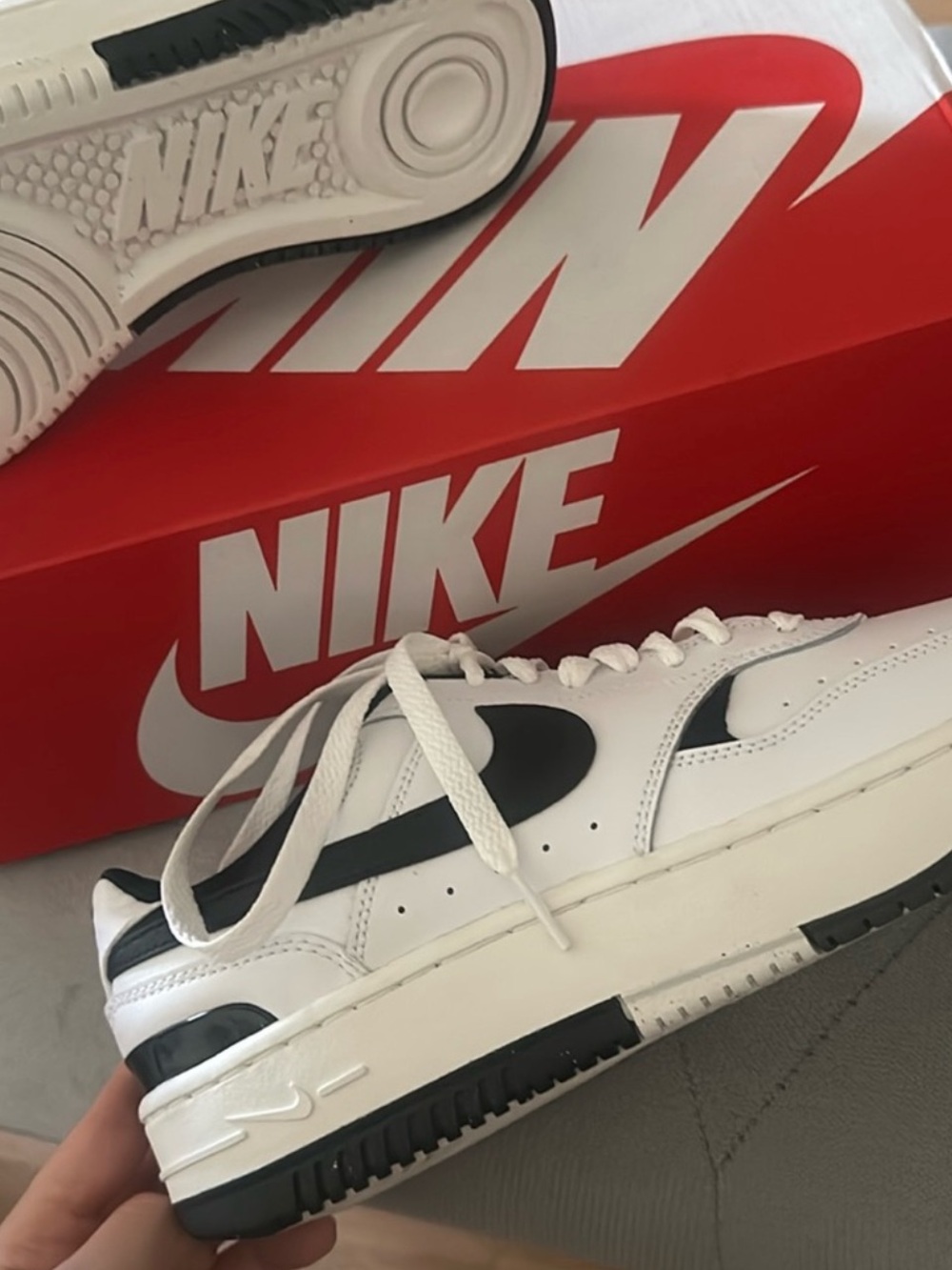 Nike Sneakers - Picture 5 of 8